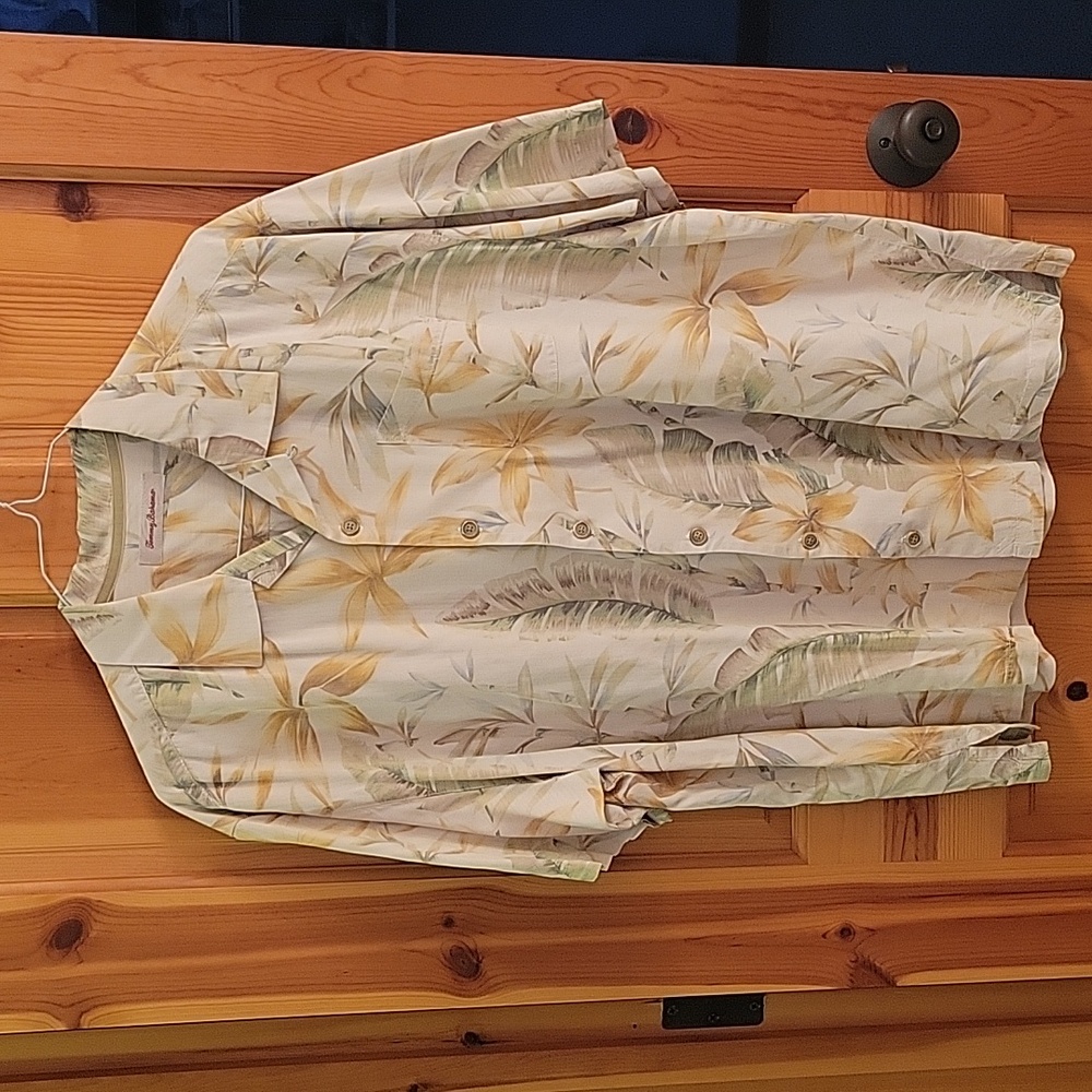 Tommy Bahama tropical print shirt
